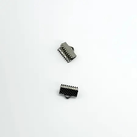 Koncovka plochá  zamačkávací  10mm platina 